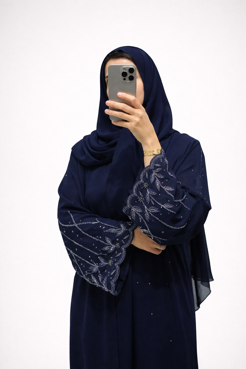 Abaya Salma – Royal Navy