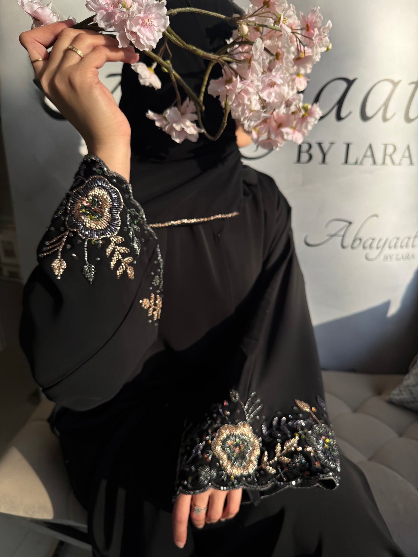 Abaya Aaliyah – Black & Gold