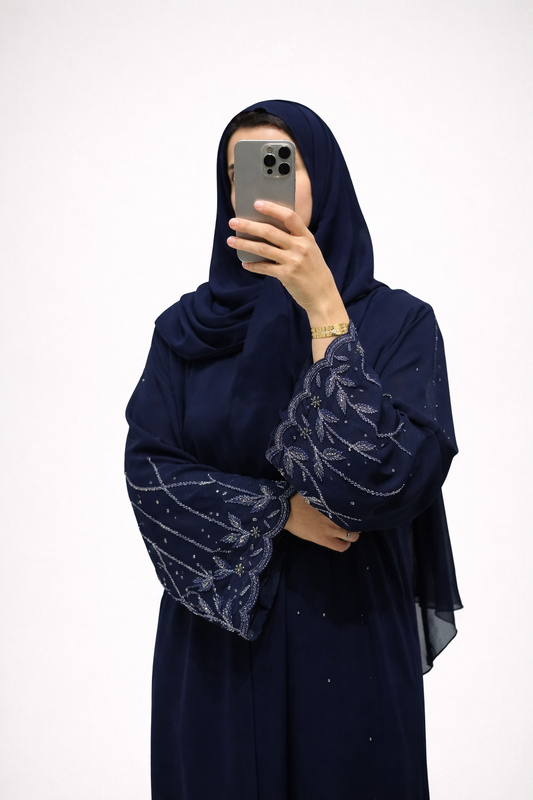 Abaya Salma – Royal Navy