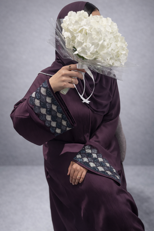 Abaya Safiya – Plum Embroidery