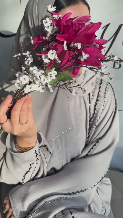 Abaya Amal – Light Grey